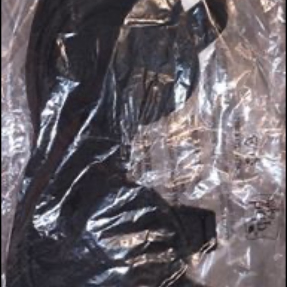 SKIMS Balconette Bra - Picture 3 of 4